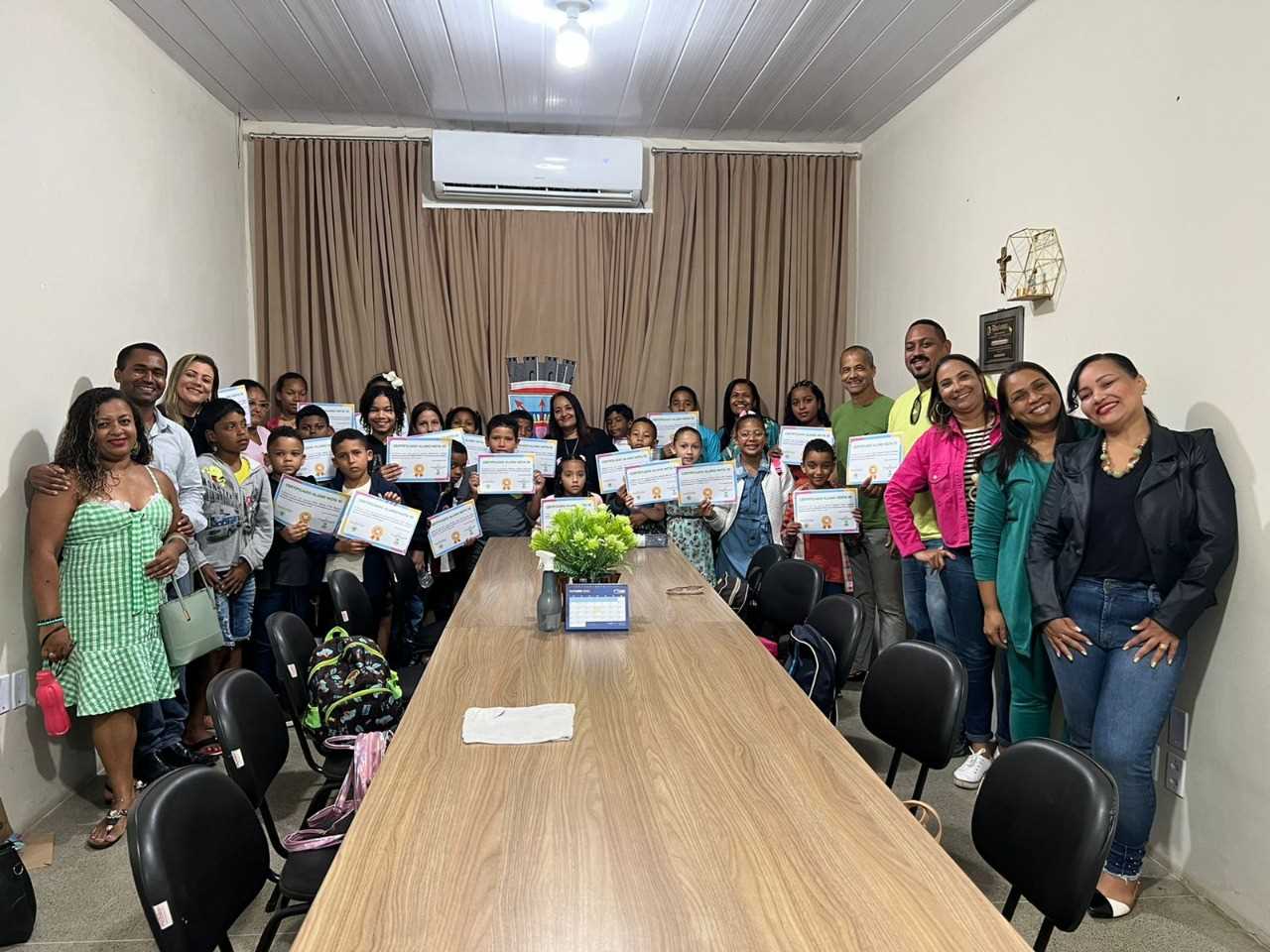 Camacã: Secretaria de Educação premia mais alunos do Projeto Aluno nota 10, parte II
